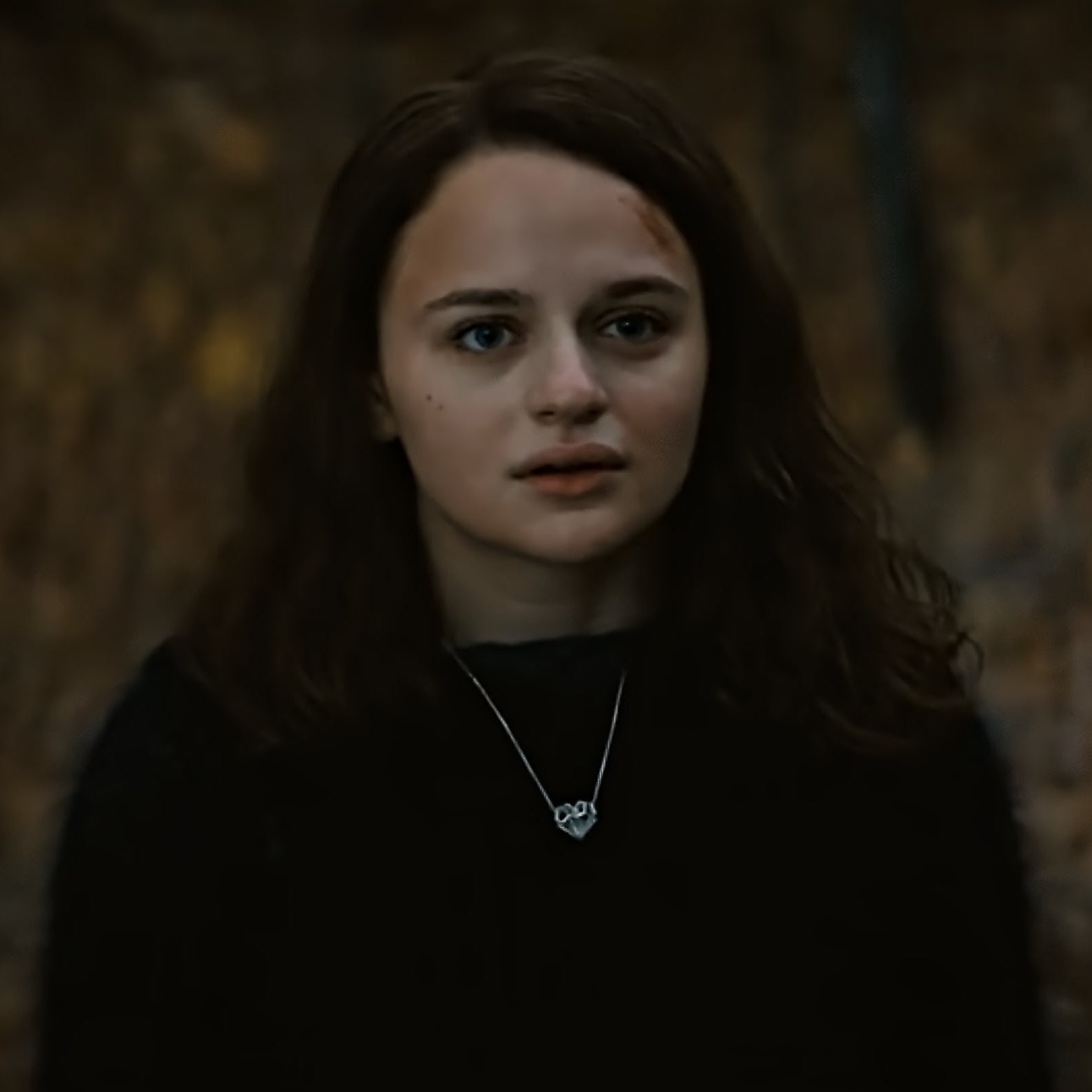 In Netflix's Uglies, Joey King as Tally Youngblood showcases the Geoheart Pendant Necklace.. The sparkling solid sterling silver heart pendant contrasts beautifully against the film's dark, warm fall color palette.